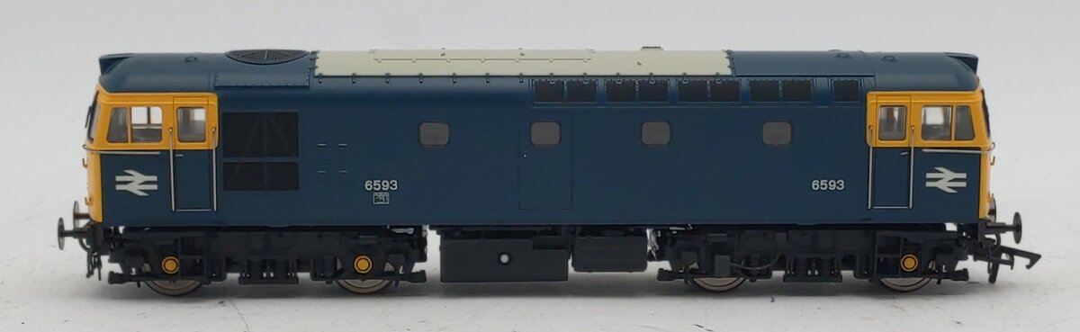 Heljan 3328 British Rail Class 33 Diesel Locomotive #6593 LN/Box