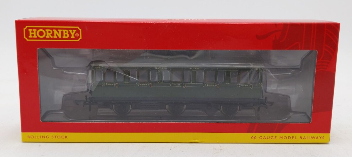 Hornby R40086 OO Southern Railway 3rd Class Era 3 6-Wheel Coach #1908