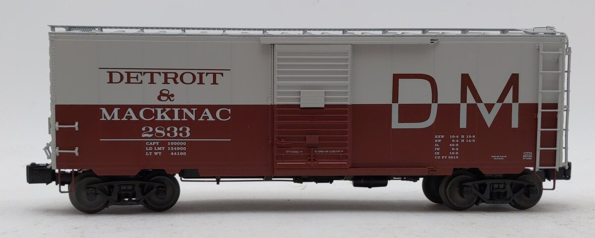 Lionel 6-17774 O Gauge Detroit & Mackinac PS-1 Boxcar #2833