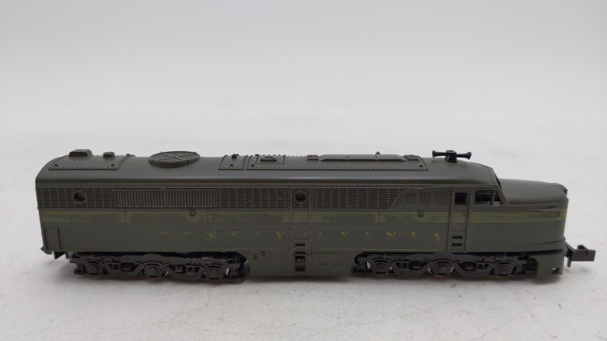 Con-Cor N Scale Pennsylvania Diesel Locomotive #5750 EX