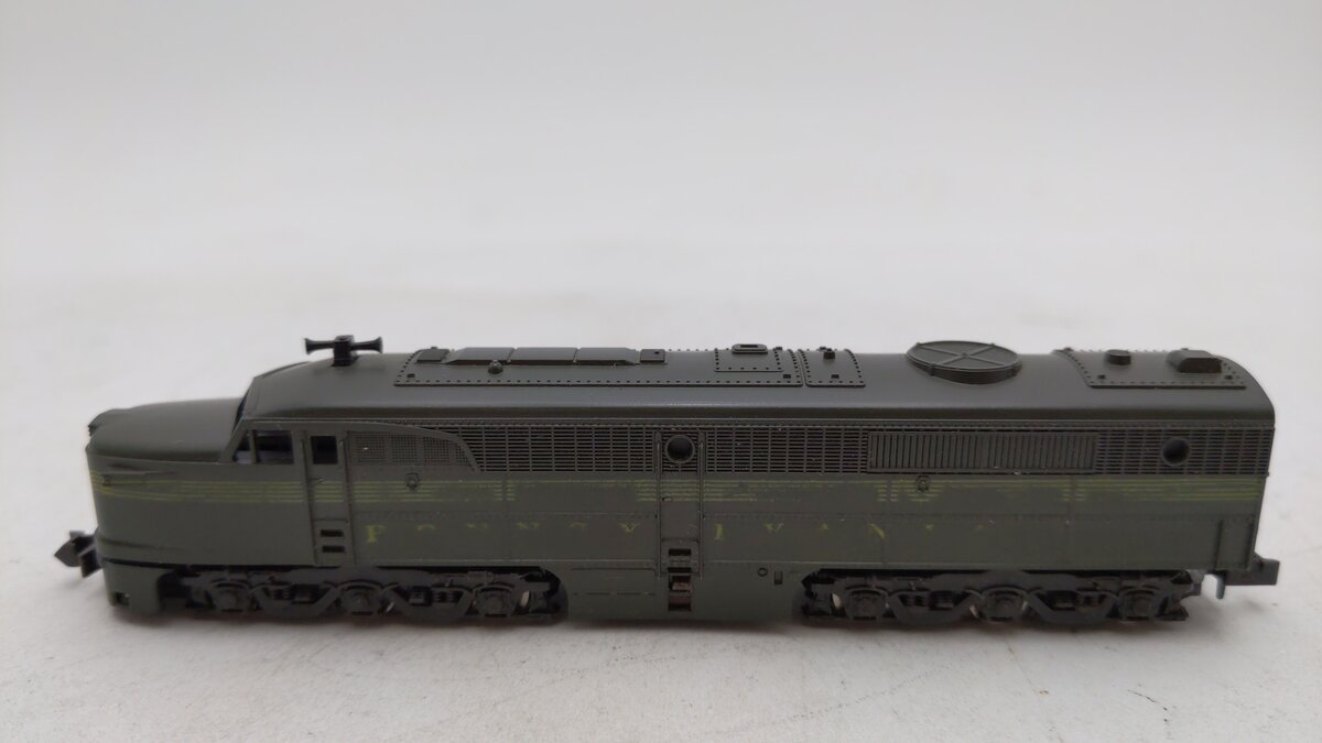 Con-Cor N Scale Pennsylvania Diesel Locomotive #5750 EX