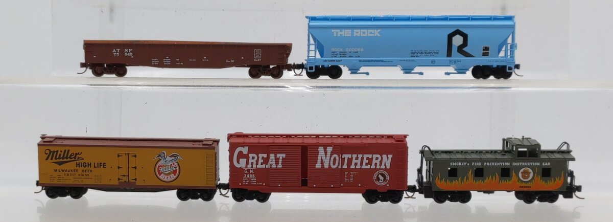 Micro-Trains Assorted N Scale Freight Cars [5] LN/Box