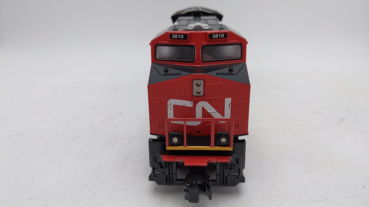 Lionel 2334050 O CN LionChief Plus 2.0 ET44ac Diesel Locomotive #3810