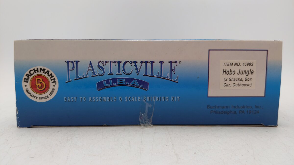 Bachmann 45983 O Plasticville Hobo Jungle 2-Shacks/Boxcar & Outhouse BuildingKit