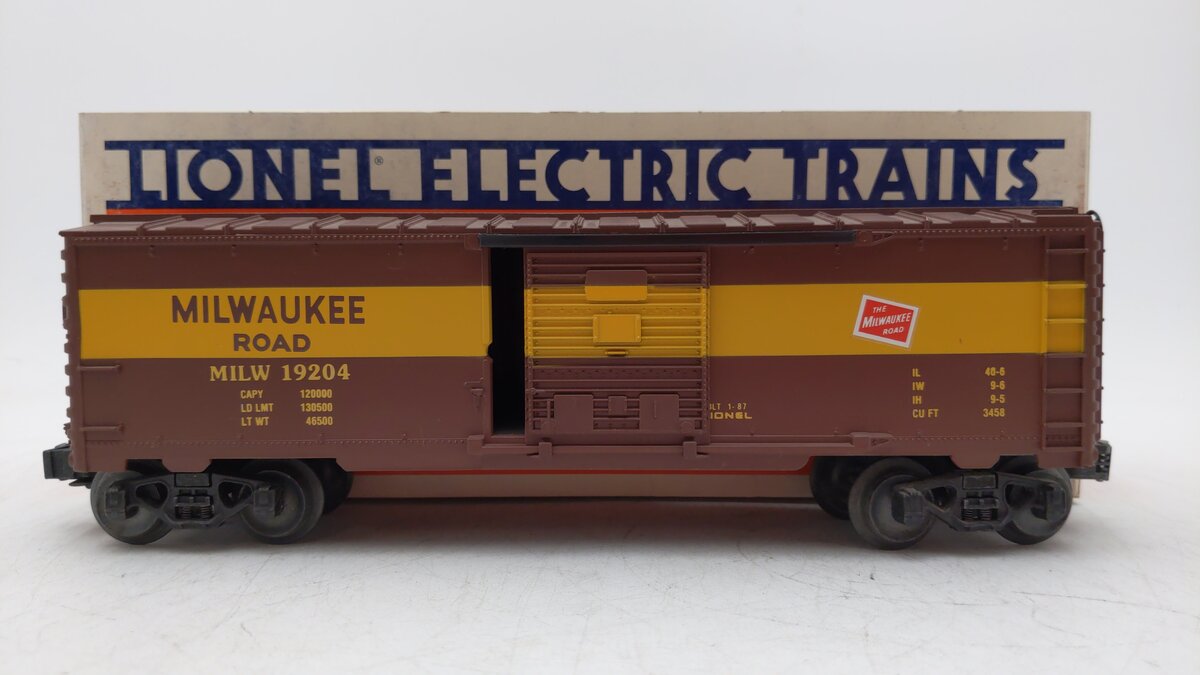 Lionel 6-19204 O Gauge Milwaukee Road Boxcar #19204 NIB