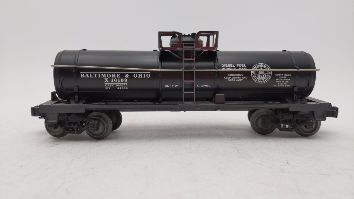 Lionel 6-16109 O Gauge Baltimore & Ohio Black Single Dome Tank Car #16109 LN/Box