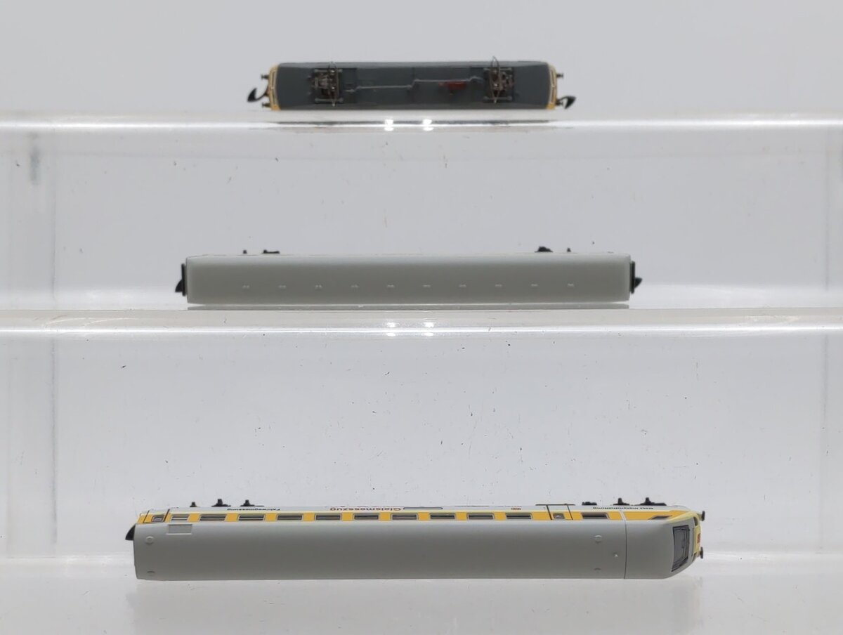Marklin 81528 DB Network Z Gauge Electric Passenger Train Set (Set of 3)