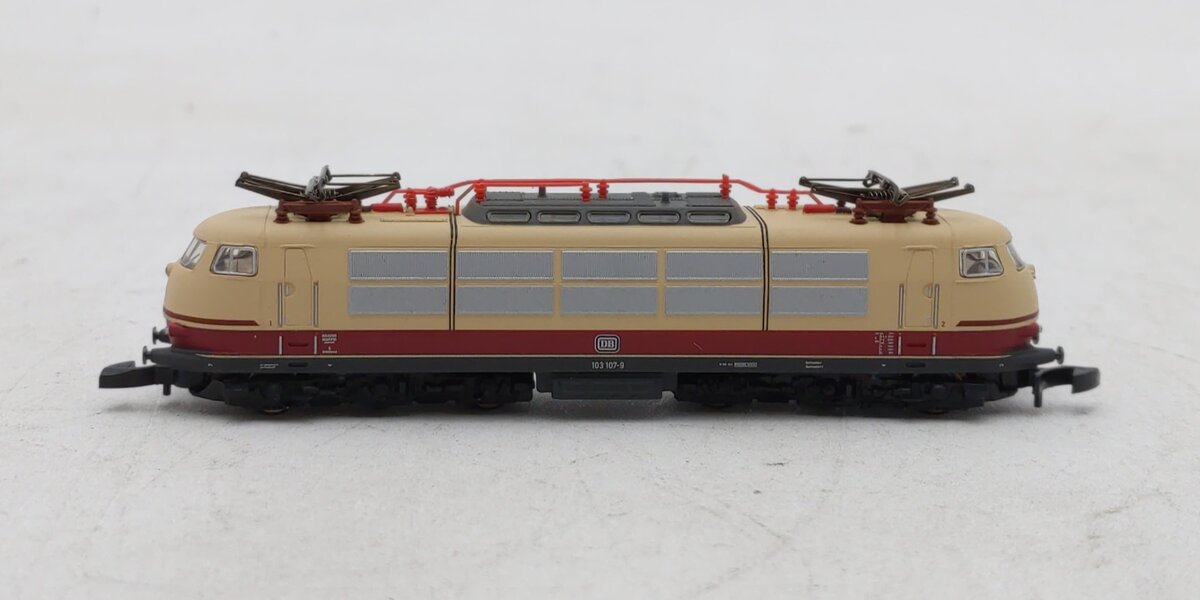 Marklin 88544 Z German Federal Railroad DB Class 103.1 Electric Locomotive