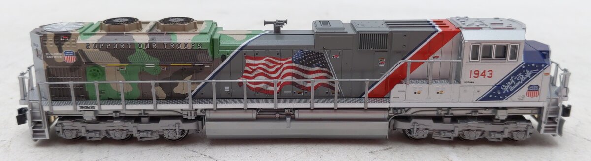 Kato 176-1943-LS N Union Pacific EMD SD70ACe Diesel Locomotive