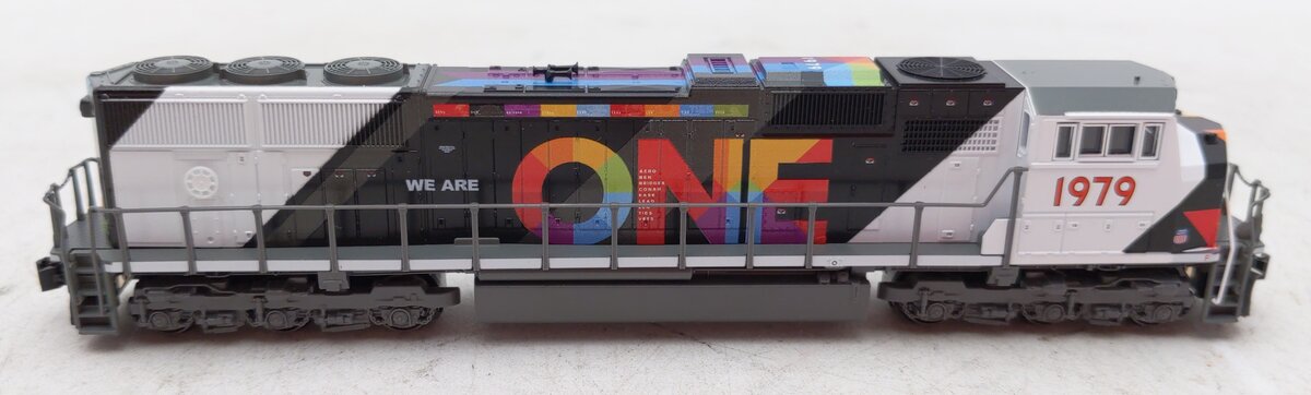 Kato 176-1979-S N UP EMD SD70M Flat Radiator Diesel Loco with DCC
