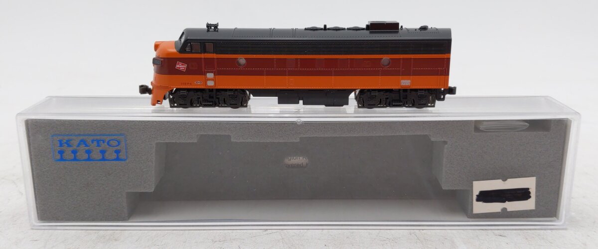 Kato 176-2301 N Milwaukee Road EMD FP7A Olympian Hiawatha Diesel Locomotive #95c LN/Box
