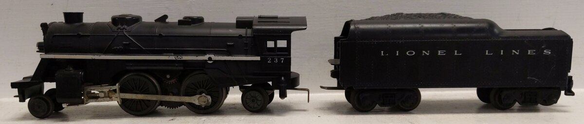 Lionel 237 Vintage O 2-4-2 Plastic Scout Steam Locomotive W/ Lionel LinesTender VG