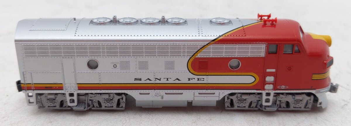 Kato 176-2124 N Scale Santa Fe/Warbonnet F-7A Diesel Locomotive #37