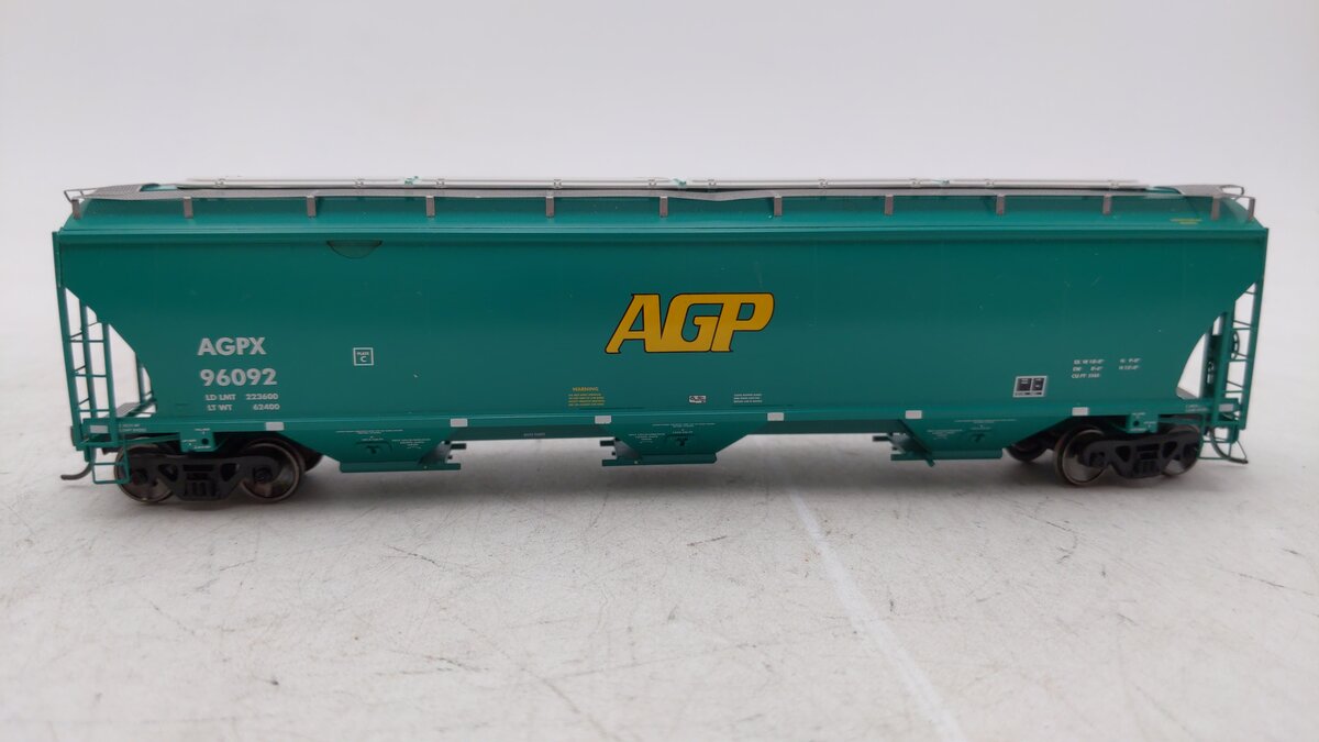 Athearn G4254 HO Scale A.G.P. #2 Trinity Covered Hopper #96092