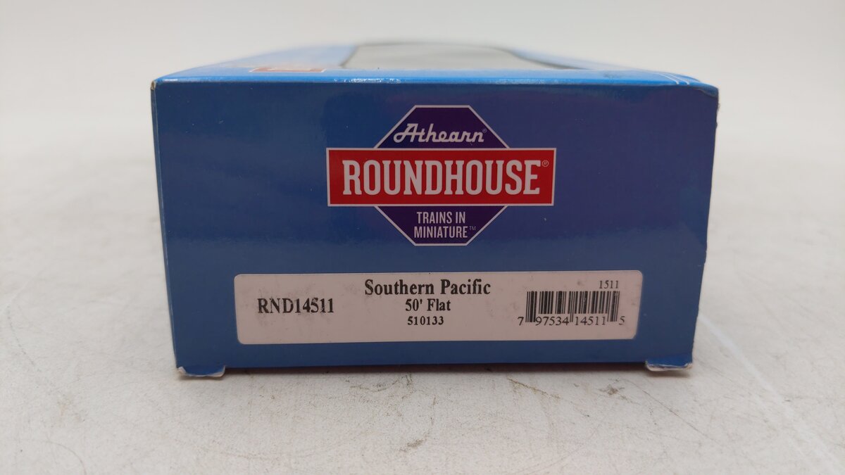 Roundhouse 14511 HO Southern Pacific 50' Flat Car w/Stakes #510133