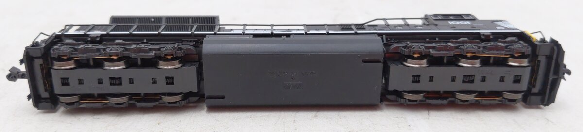 Kato 176-8513-LS N Norfolk Southern SD70ACe Diesel Locomotive #1001 w/ DCC & Snd
