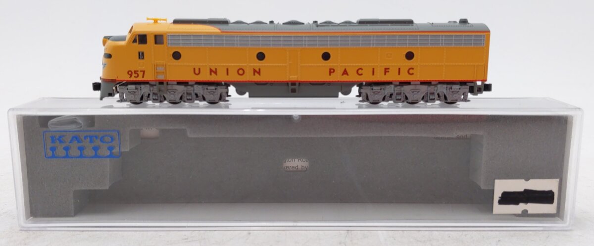 Kato 176-5317-DCC N Union Pacific Nose Herald E9A Diesel Locomotive #957 w/DCC