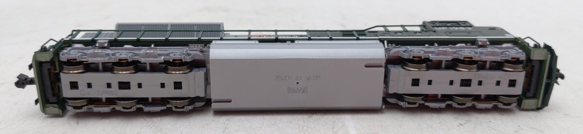 Kato 176-8410-1 N WP SD70ACE Diesel Locomotive #1983 with DCC