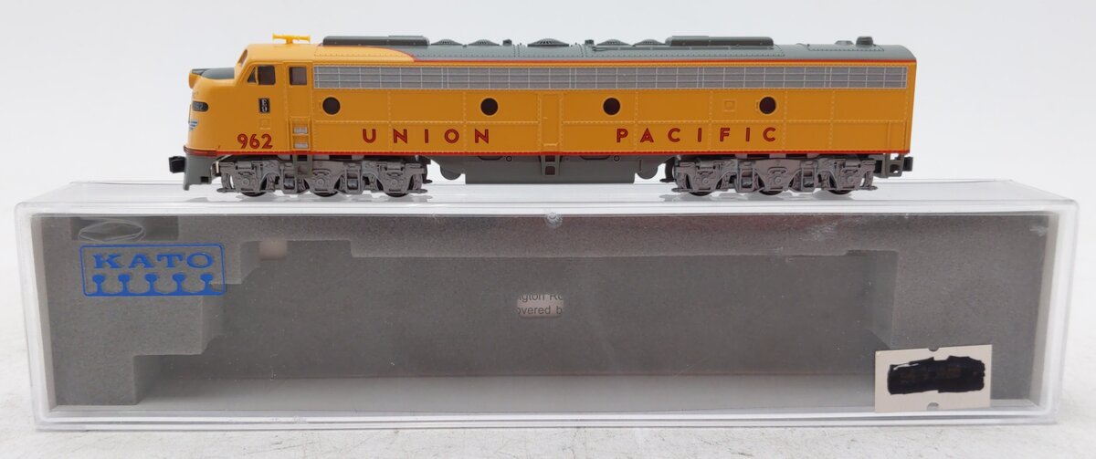 Kato 176-5318-DCC N Union Pacific Nose Herald E9A Diesel Locomotive w/DCC #962