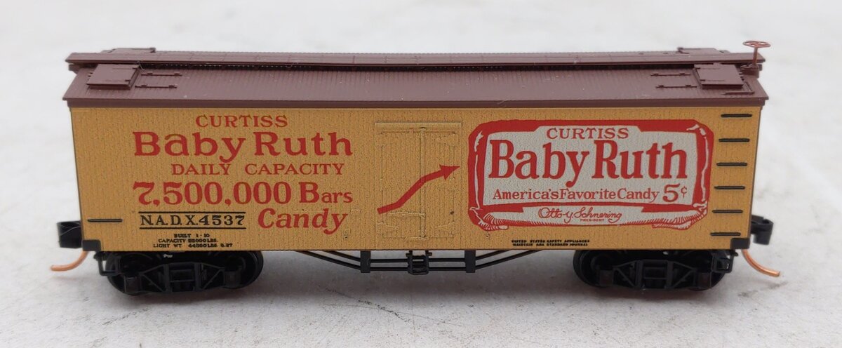 Micro-Trains 05800221 N Baby Ruth 36' Wood Sheathed Reefer #4537