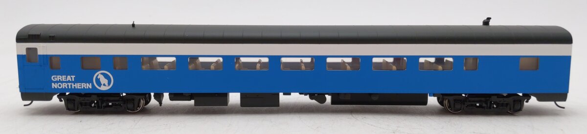 Walthers 932-9043 HO Scale GN Blue Sky ACF 60-Seat Coach