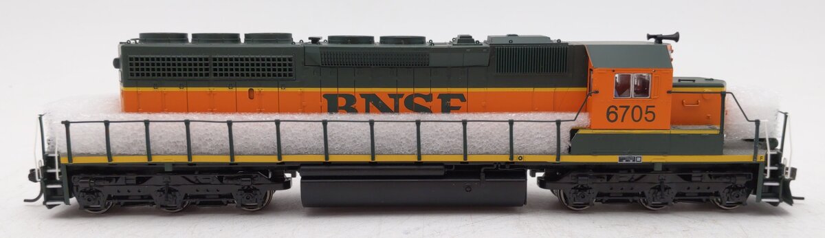 Broadway Limited 5005 HO Burlington Northern EMD SD40-2 Diesel Locomotive #6705