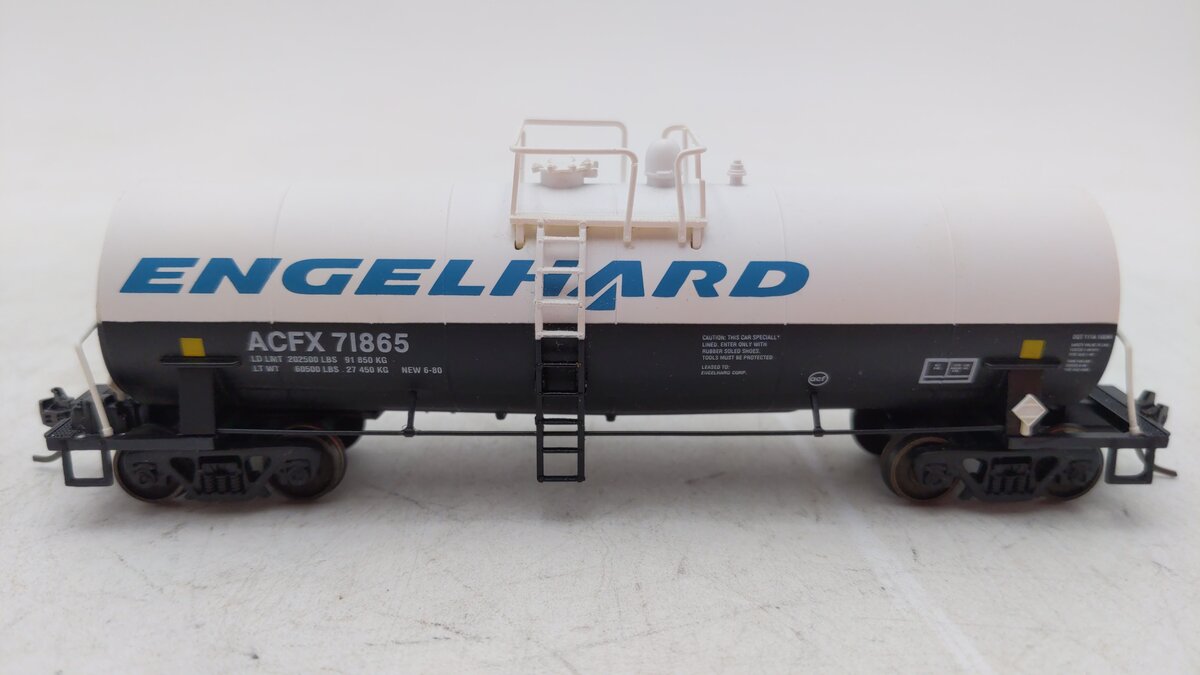 Atlas 1702 HO Engelhard Tank Car #71865