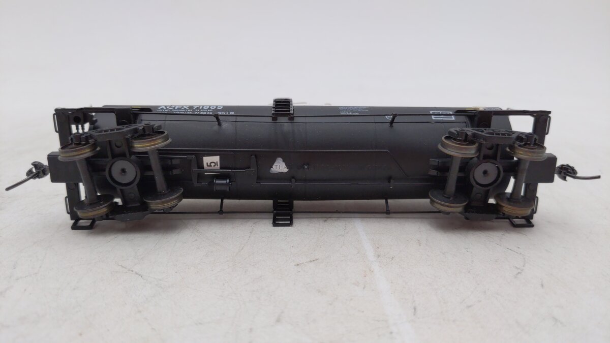 Atlas 1702 HO Engelhard Tank Car #71865