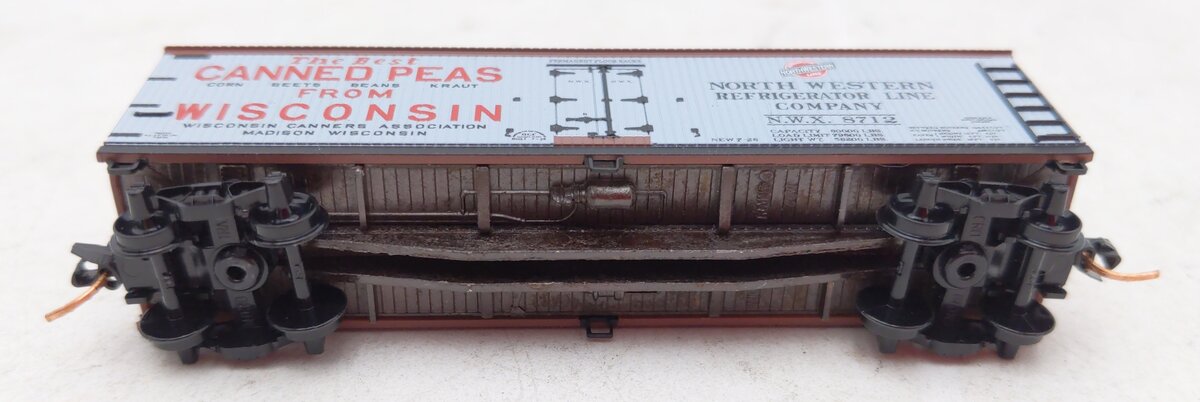 Micro-Trains 04900840 N NWX 40' Double Sheathed Wood Reefer #8712