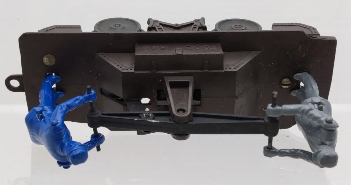 ♬93 かなさま専用☆★ハンドメイド　はたらく車と標識　赤 imgrc0090210596.jpg?fitin=720:720