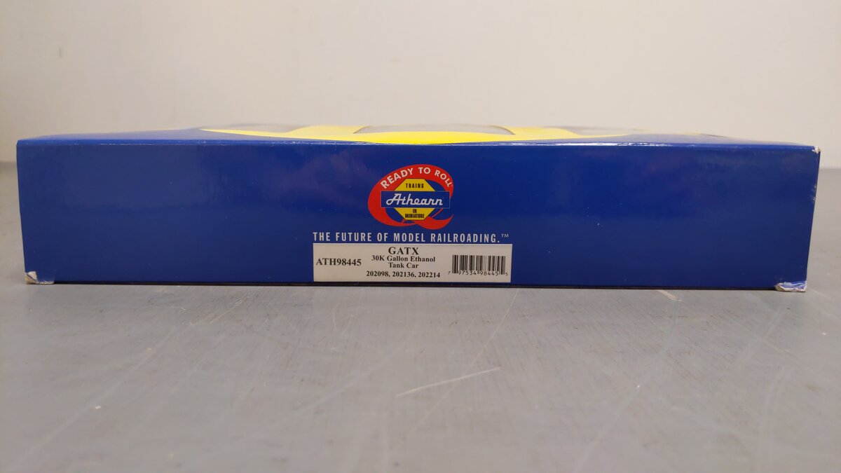 Athearn 98445 HO Abengoa 30,000-Gallon Ethanol Tank Car #1 (3)