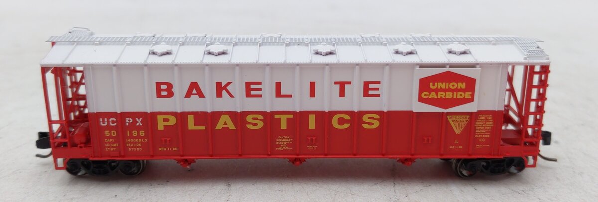 Atlas 50006330 N Bakelite Plastics RTR 3500 Dry-Flo Covered Hopper #50196