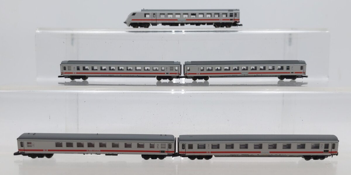 Marklin 87756 Z Intercity Car Set with 5 Cars