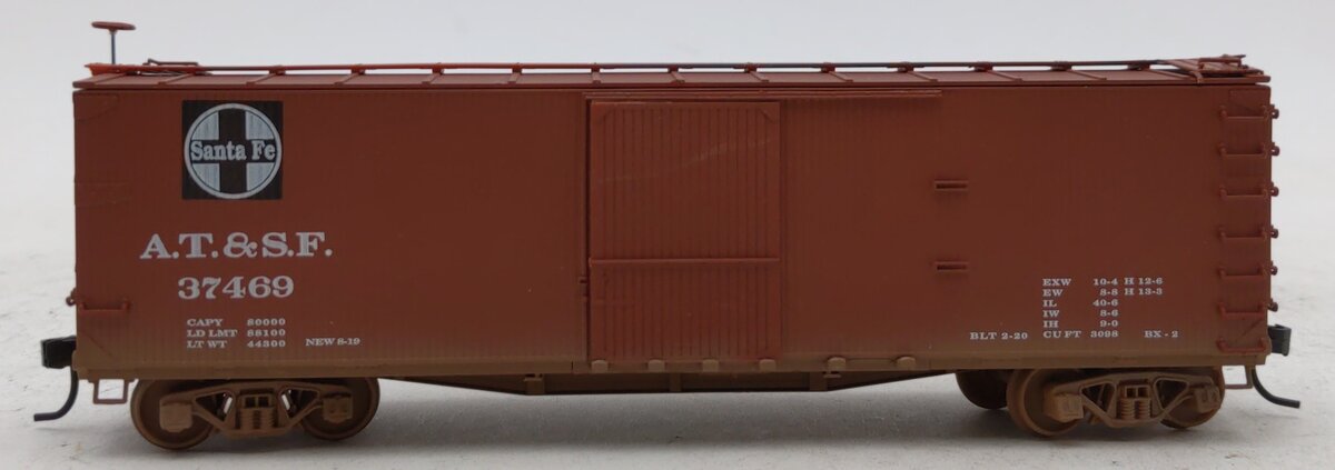 Ertl 4990 HO Scale AT & SF 50' USRA Double Sheathed Boxcar