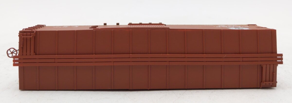 Ertl 4990 HO Scale AT & SF 50' USRA Double Sheathed Boxcar