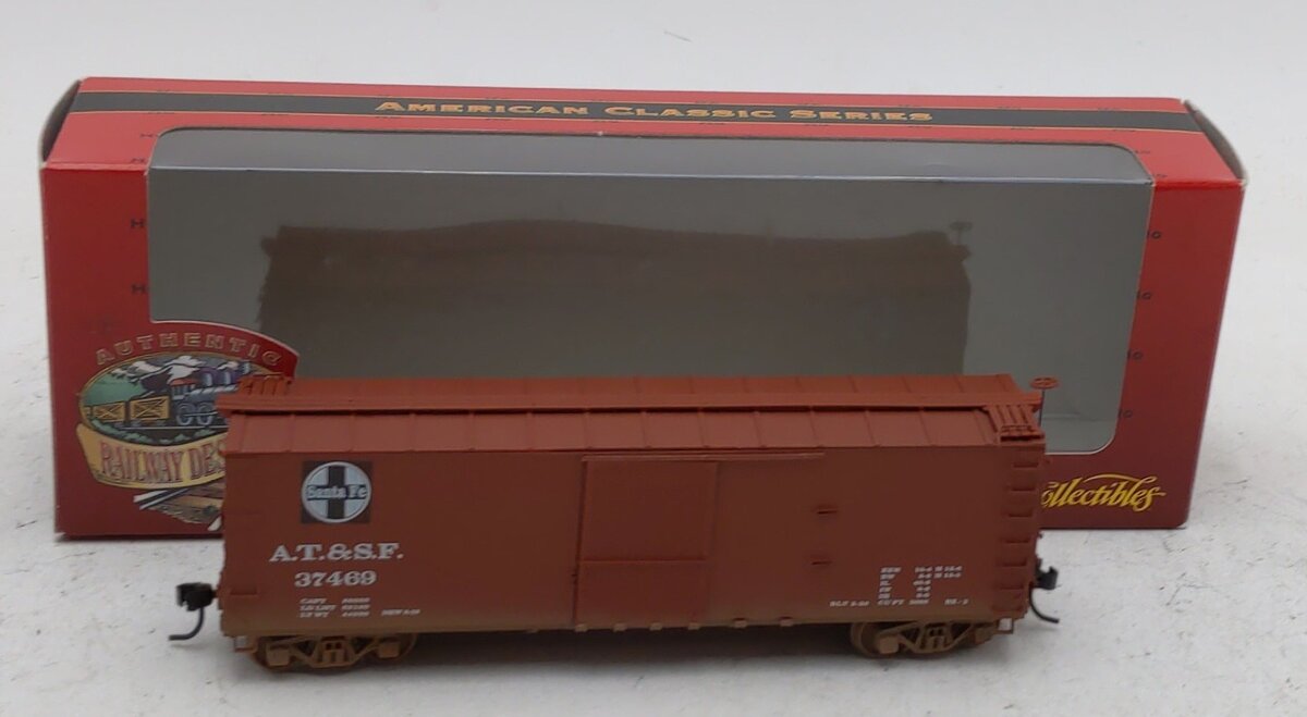 Ertl 4990 HO Scale AT & SF 50' USRA Double Sheathed Boxcar
