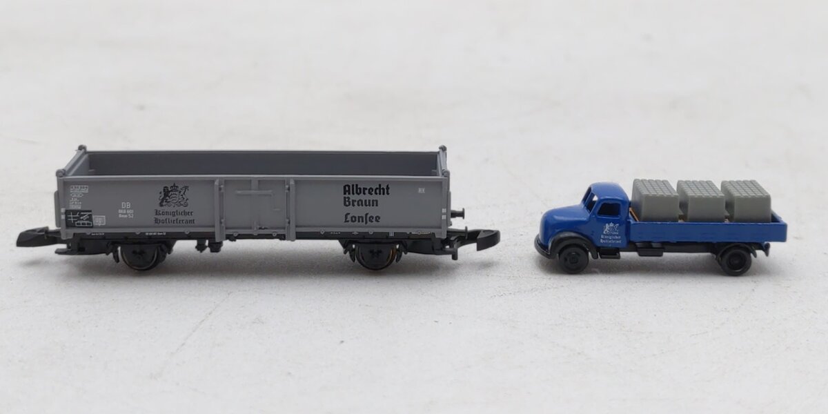Marklin 80024 Z High-Side Gondola with Flagstone Load