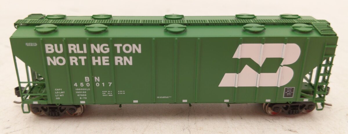 Atlas 50005731 N Burlington Northern RTR PS 4000 Covered Hopper #450017