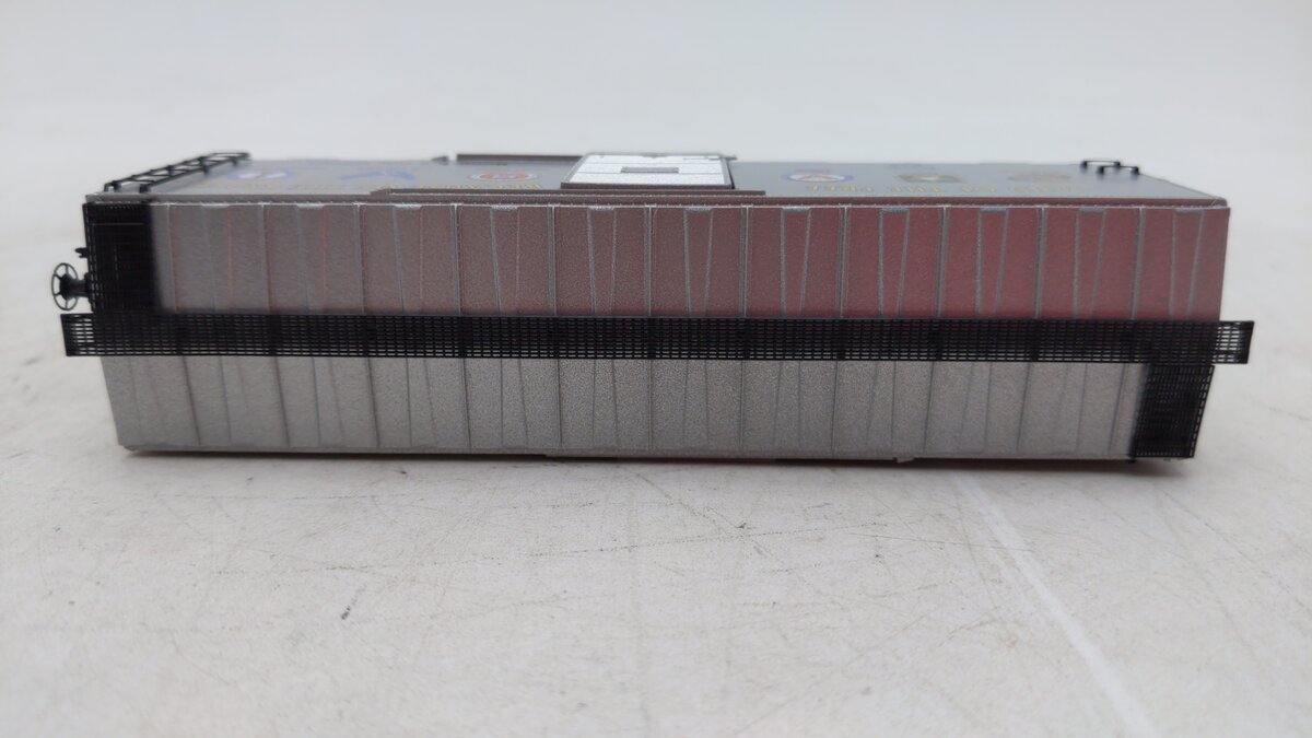 Kadee 6916 HO KDC 40' PS-1 Box Car with 6' Door #016