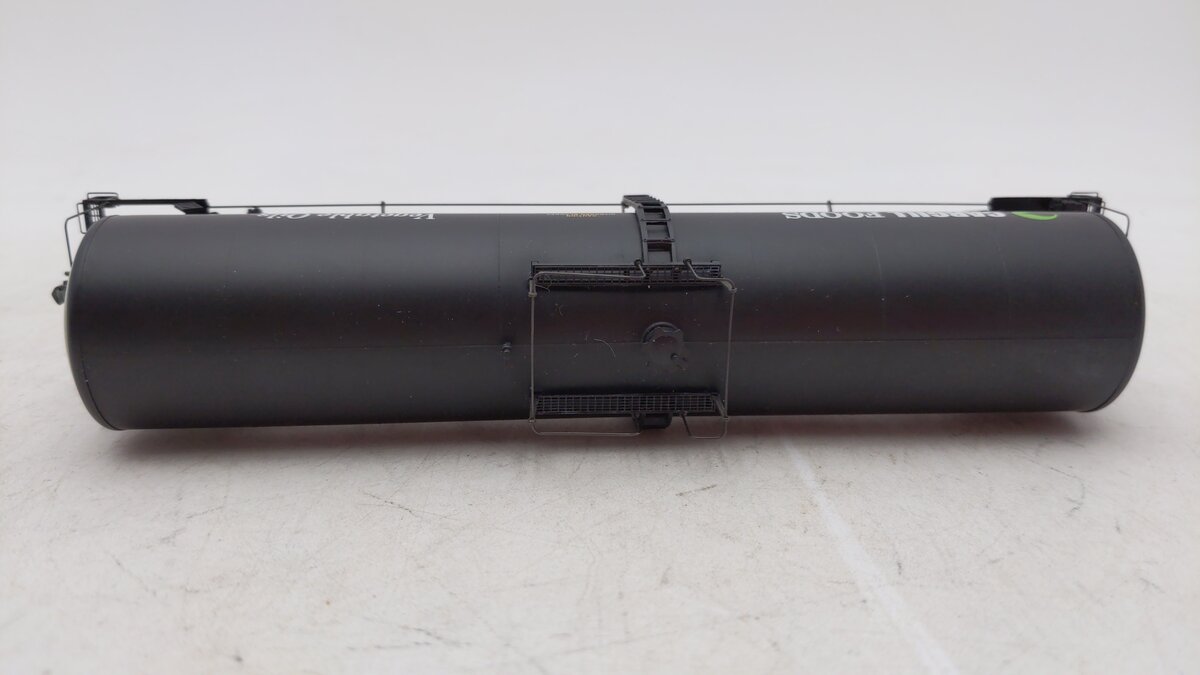Walthers 920-100209 HO Scale Cargill 54' 23K Gallon Funnel-Flow Tank Car #7056