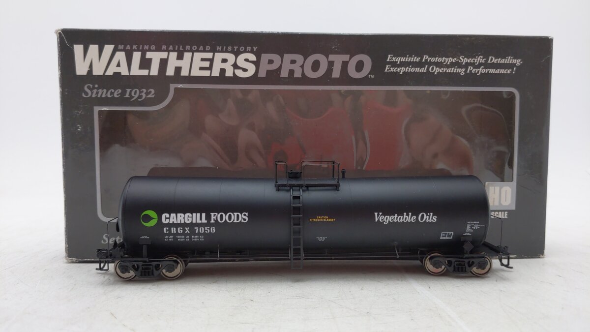 Walthers 920-100209 HO Scale Cargill 54' 23K Gallon Funnel-Flow Tank Car #7056