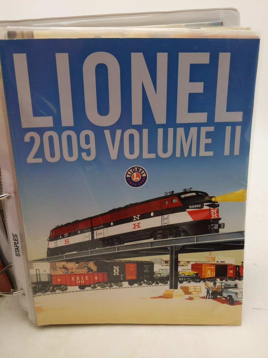 Lionel 2009 -2010 Model Trains & Accessories [11] EX