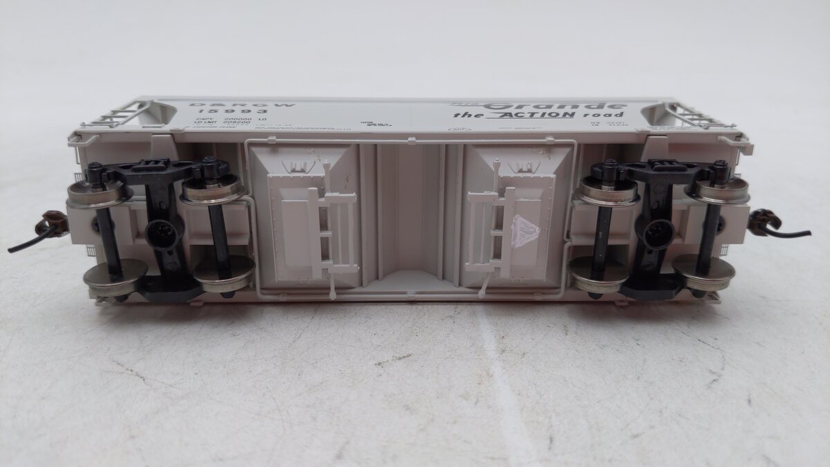 Athearn 95953 HO Scale D&RGW ACF 2970 Covered Hopper #15993