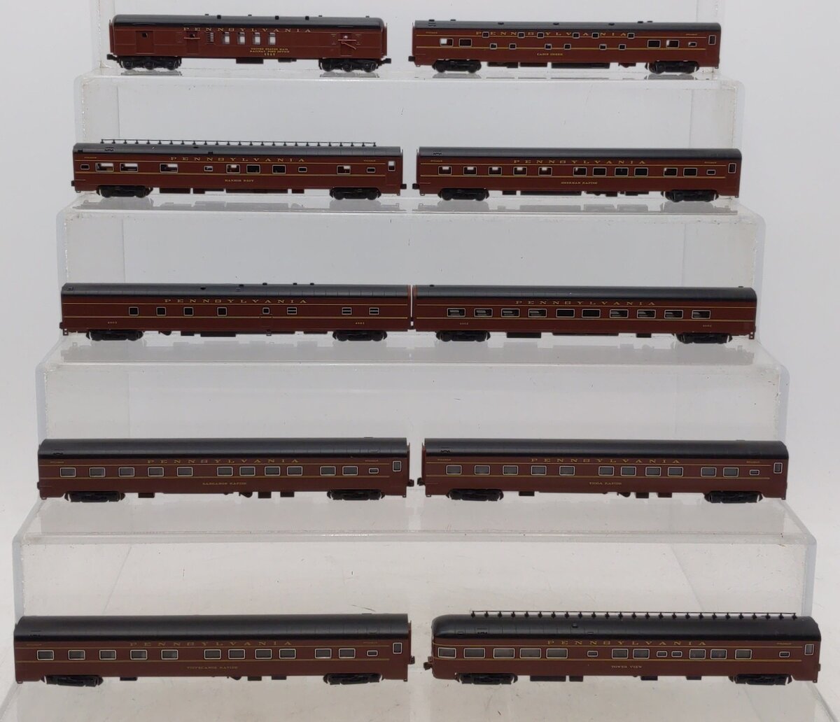 Kato 106-069-1 N Pennsylvania 10-Car Set with Interior Lighting Pre-Installed