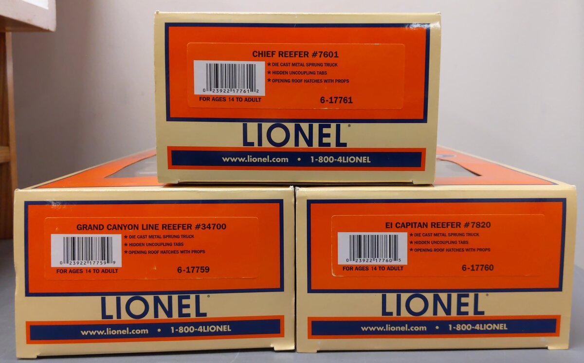 Lionel 6-17758 O Gauge Santa Fe Steel-Sided Billboard Reefer (Set of 3) LN/Box