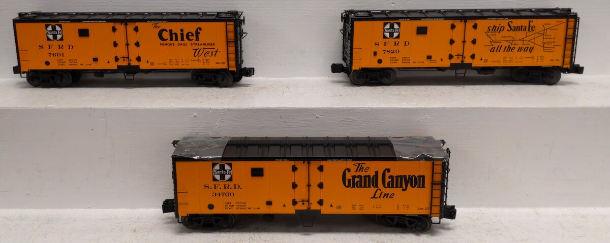 Lionel 6-17758 O Gauge Santa Fe Steel-Sided Billboard Reefer (Set of 3) LN/Box