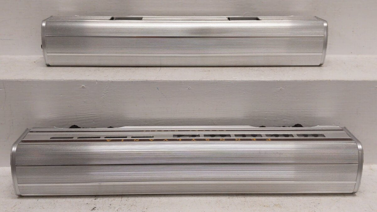 Lionel 6-39154 PWC Pennsylvania Railroad Aluminum Passenger Cars (Pack of 2) LN/Box