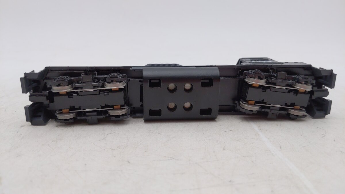 Athearn 4610 HO Southern Pacific GP 38-2 PWR Diesel Locomotive #4823