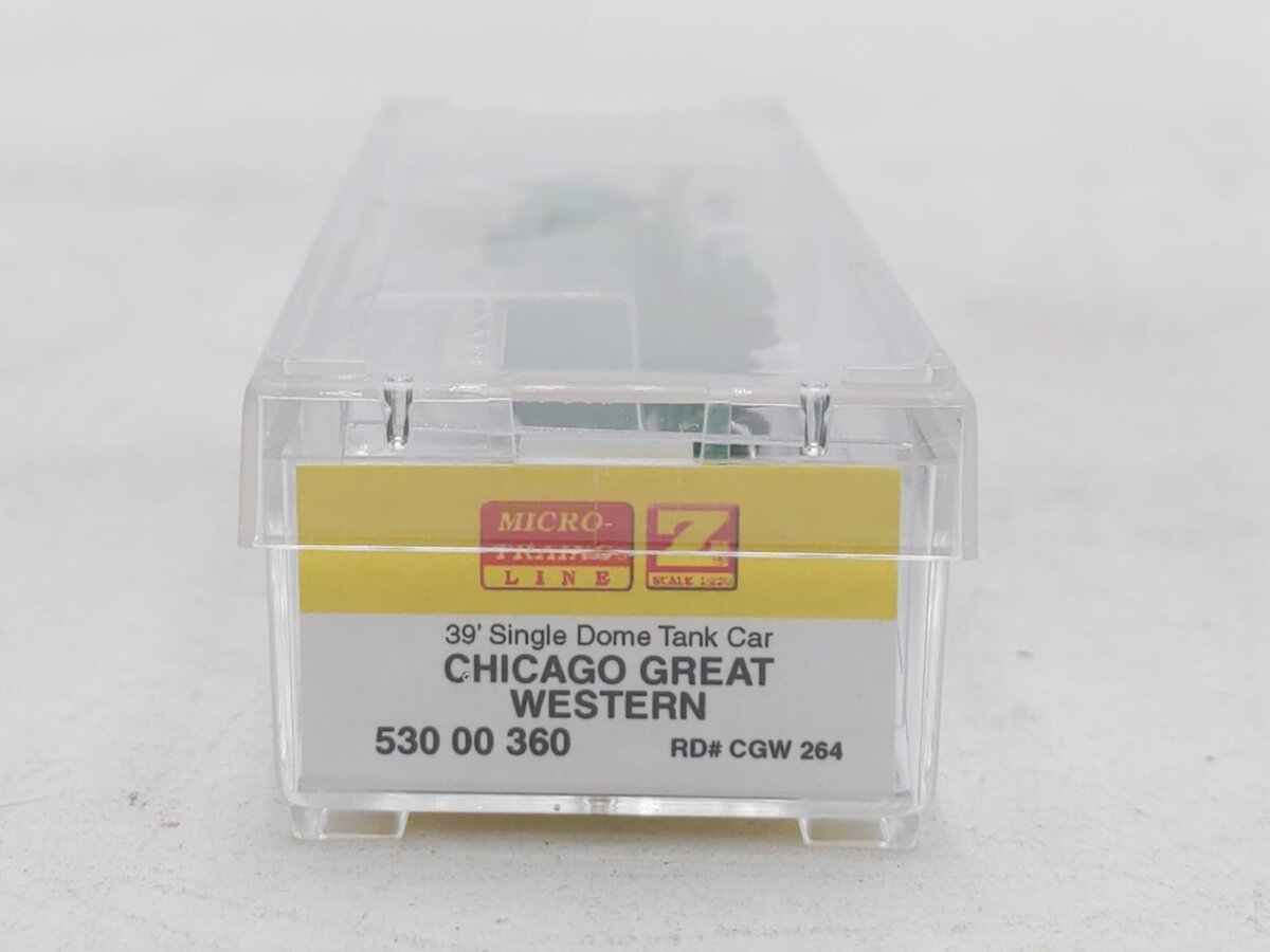Micro-Trains 53000360 Z Chicago Great Western 40' Single-Dome Tank Car