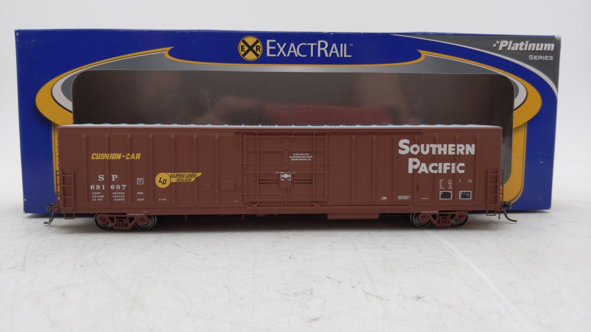 ExactRail EP-80500-8 HO Southern Pacific PC&F 62' Insulated Box Car #691687